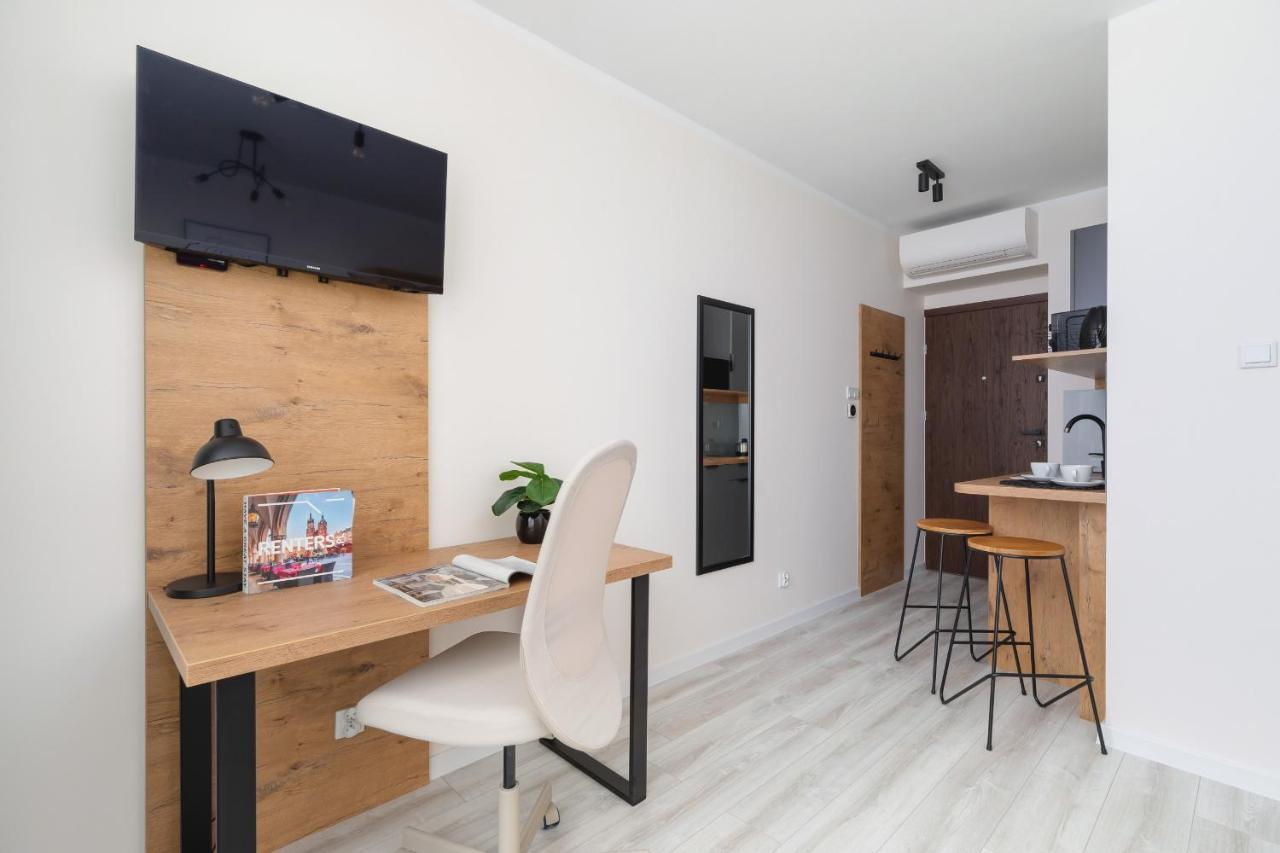 Modern Studio Cracow Rakowicka 14 By Noclegi Renters كراكوفيا المظهر الخارجي الصورة